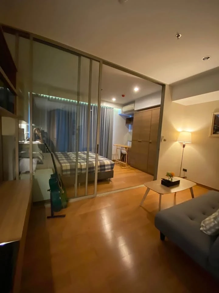 For rent: Marina Bay Front Sriracha, high floor, ready to move in, fully furnished, spacious and comfortable. Hurry and reserve now!