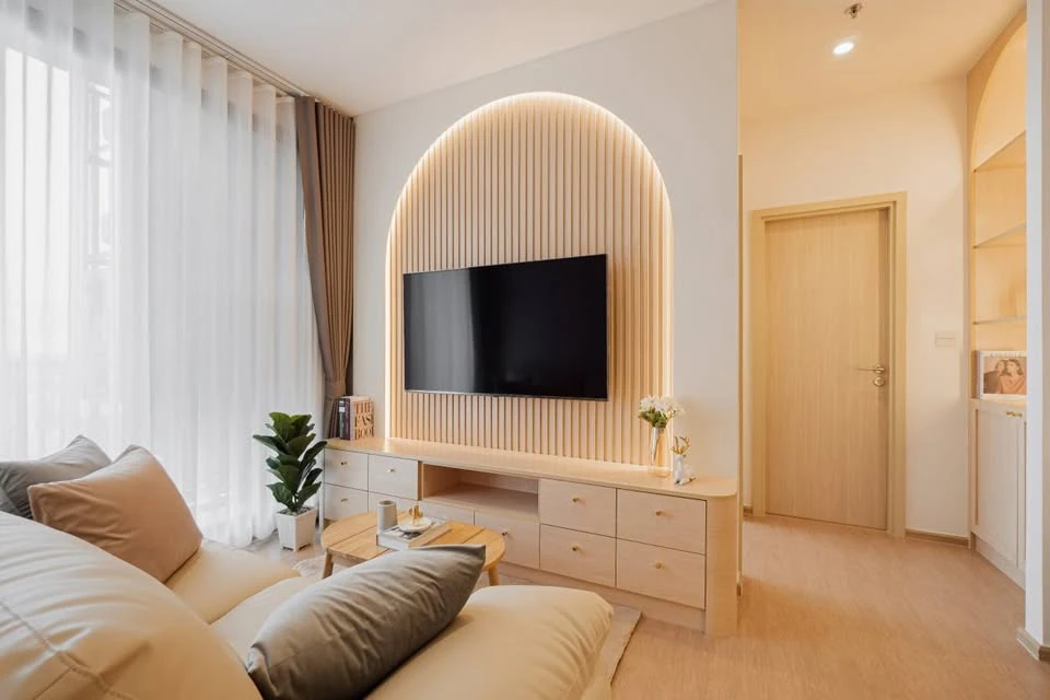 For rent: Maru Ekkamai 2, high floor, 20th floor, open view, decorated in Japanese Muji style, very warm and comfortable.