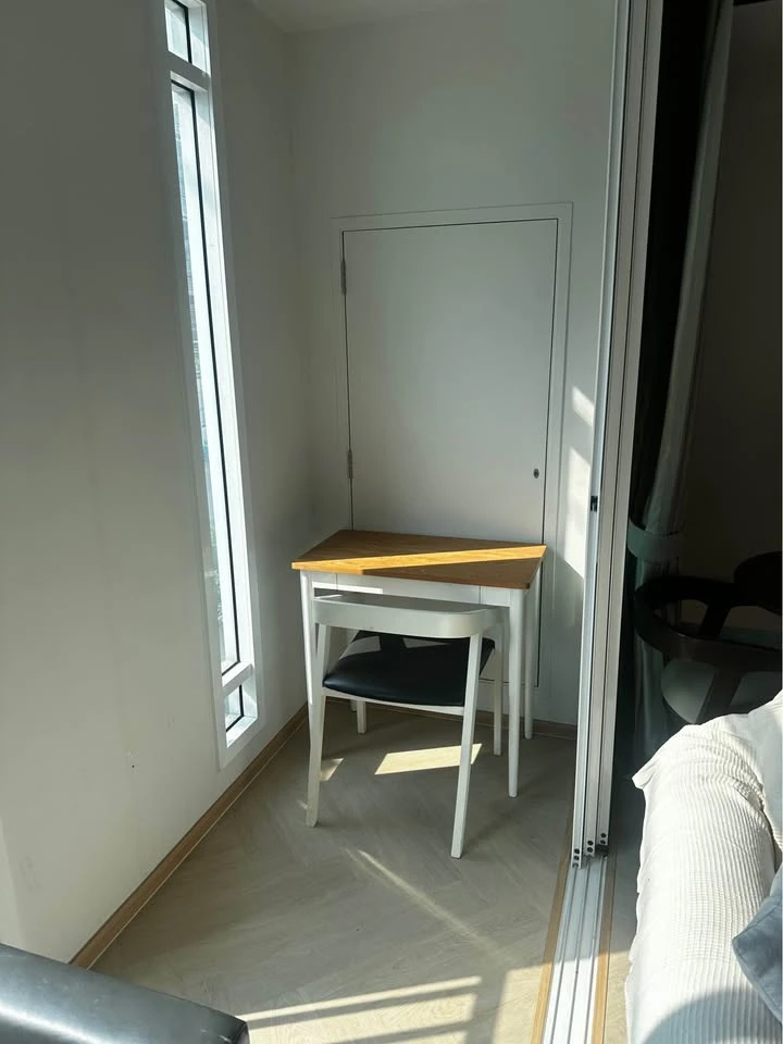 For rent or sale: Maestro 01 Yen Akat, Pet Friendly, 2 bedrooms, 2 bathrooms, fully furnished, pet lovers must not miss.