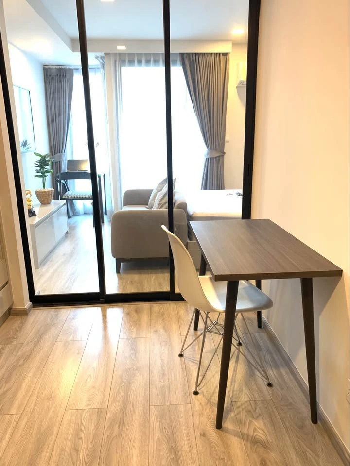 For rent: Maestro 14 Siam-Ratchathewi, ready to move in, fully furnished, just bring your suitcase and move in.