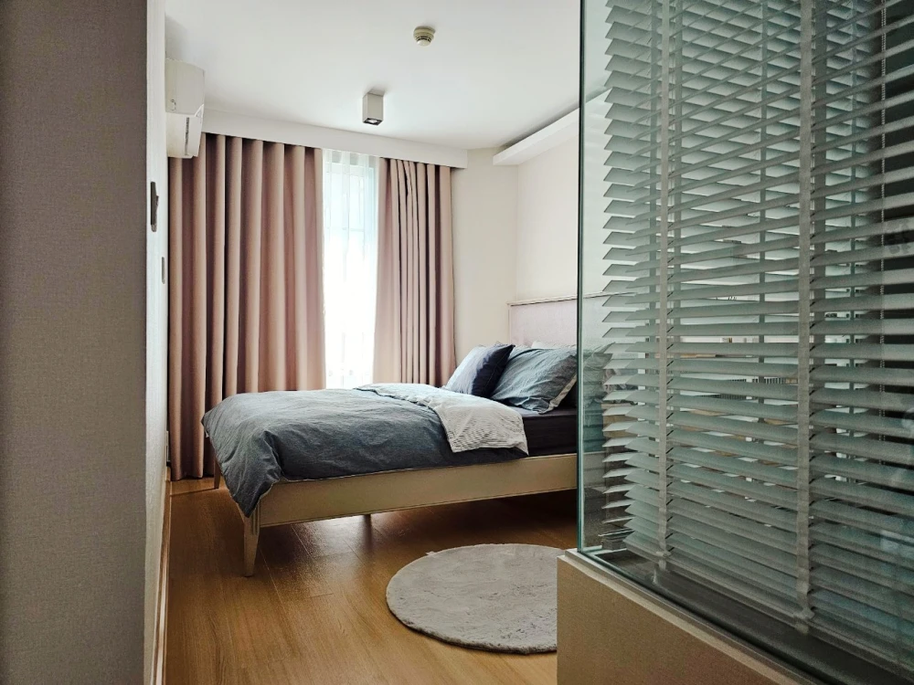 For rent: Maestro 39, 6th floor, spacious room, comfortable, fully furnished, book now, hurry!