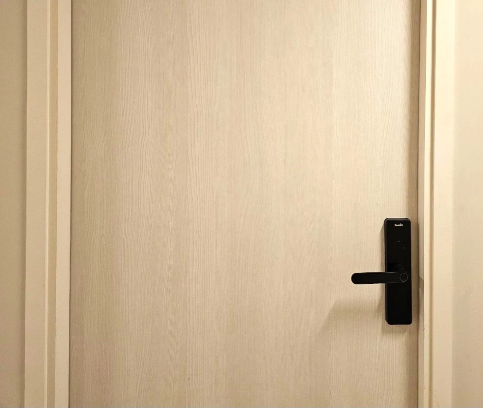 For rent: Maestro 39, 6th floor, spacious room, comfortable, fully furnished, book now, hurry!