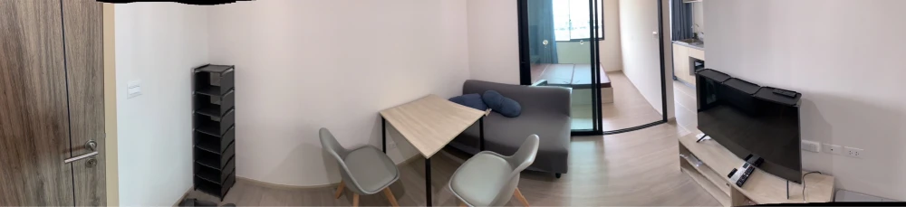 For rent, On Nut-Rama 9, beautiful, clean room.