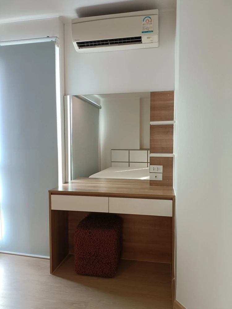 For rent: U Delight @ Huai Khwang Station, corner room, 9th floor, Building A, unobstructed view, beautiful room layout, proportional, urgent