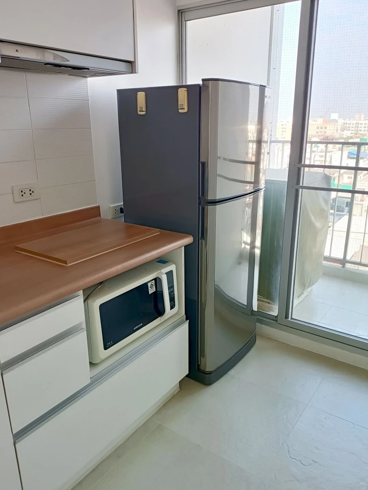 For rent: U Delight @ Huai Khwang Station, corner room, 9th floor, Building A, unobstructed view, beautiful room layout, proportional, urgent