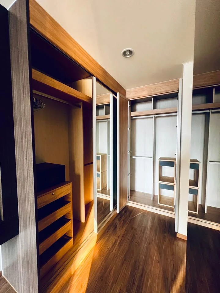 For Rent: U Delight Residence Riverfront Rama 3, 30th Floor (top floor). Features panoramic views of the Rama 9 Bridge and the Chao Phraya River. Move