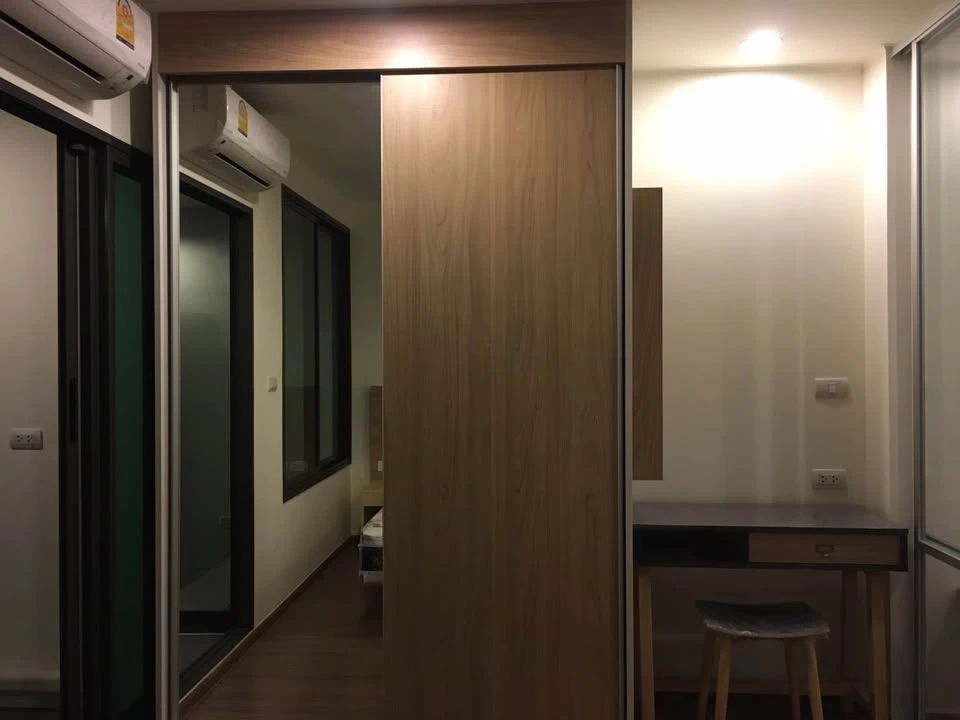 For rent: U Delight Residence Riverfront Rama 3, beautiful river view, fully furnished, reserve now before it's gone.