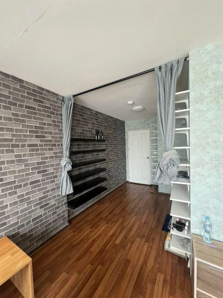 For rent: U Ratchayothin, 44 sq m, fully furnished and ready to move in (8th floor, corner unit). Highly recommended!