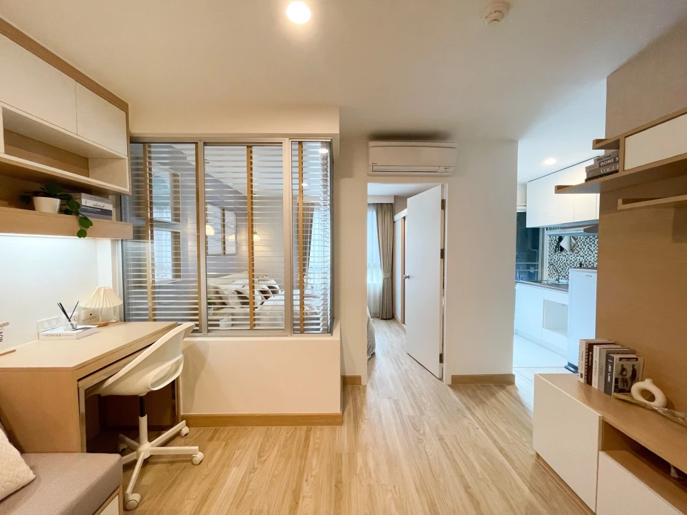 For rent, U Vibha-Ladprao, very minimal room, lots of storage, swimming pool view, don't miss out, reserve now.