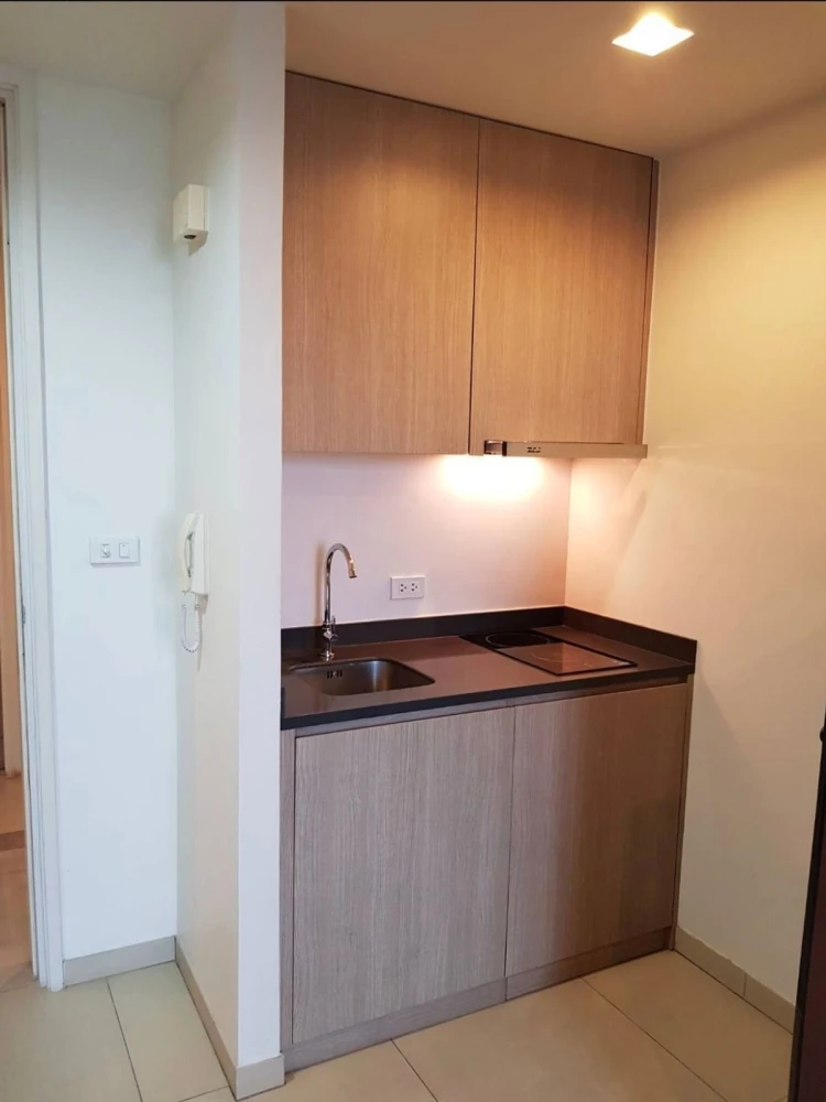 For rent: Unixx South Pattaya, 19th floor, fully furnished, ready to move in. Interested? Reserve now, don't miss out!
