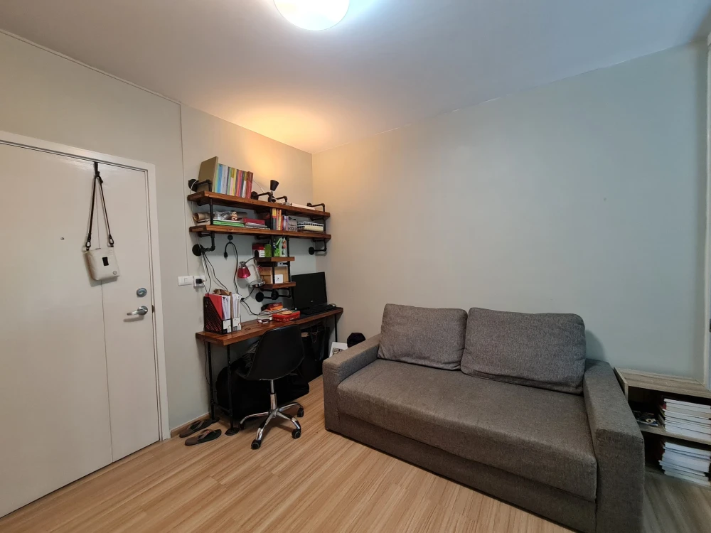 For rent: Union Charan 3, 2nd floor, corner room, fully furnished, book now, urgently.