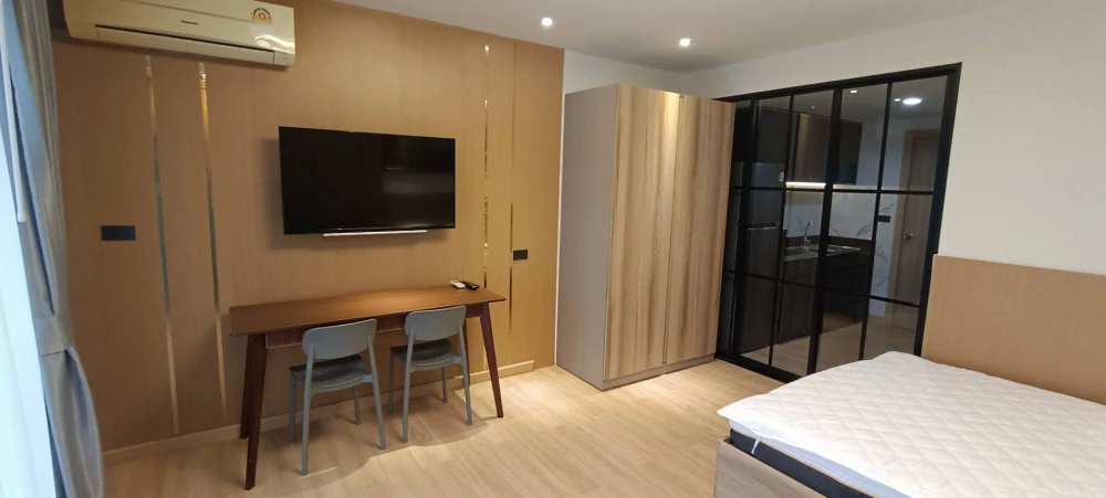 For rent!! Ratchada Orchid, 16th floor, Building B, beautiful room, fully furnished, ready to move in. Don't miss out!!