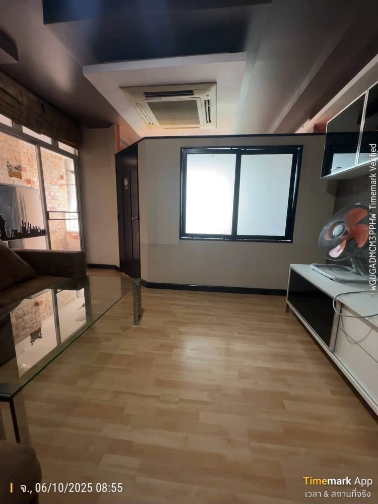 For rent: Ratchada City 18. Spacious room, stylishly decorated. Ready to move in immediately!