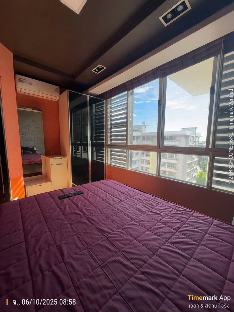 For rent: Ratchada City 18. Spacious room, stylishly decorated. Ready to move in immediately!