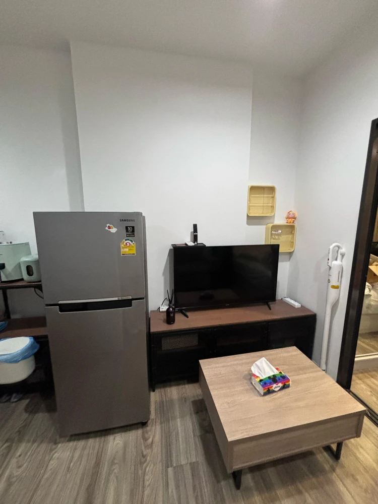 For rent Rich Park Terminal Phahon Yothin 59, 14th floor, highest, quiet atmosphere, fully furnished, electrical appliances, very worth booking.