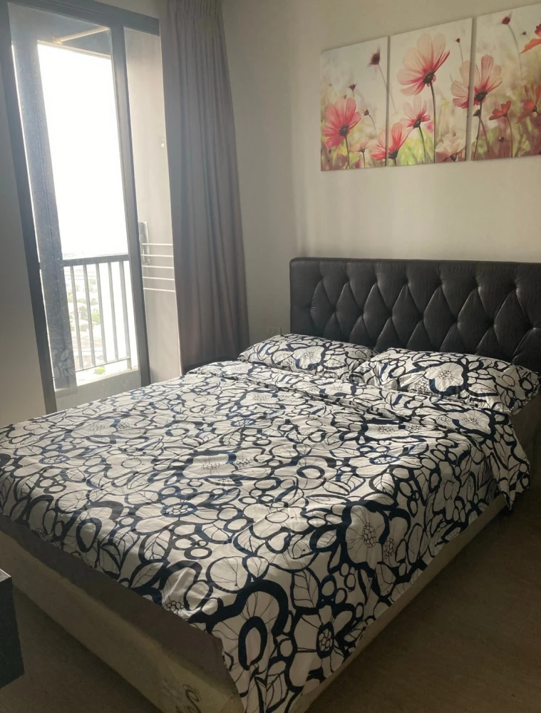 For rent: Rhythm Sukhumvit 44/1, 23rd floor. Fully furnished—book now, don’t miss out!