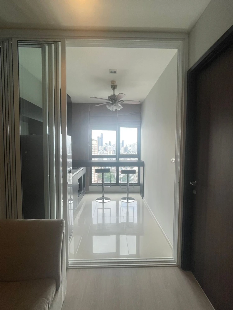 For rent: Rhythm Sukhumvit 44/1, 23rd floor. Fully furnished—book now, don’t miss out!