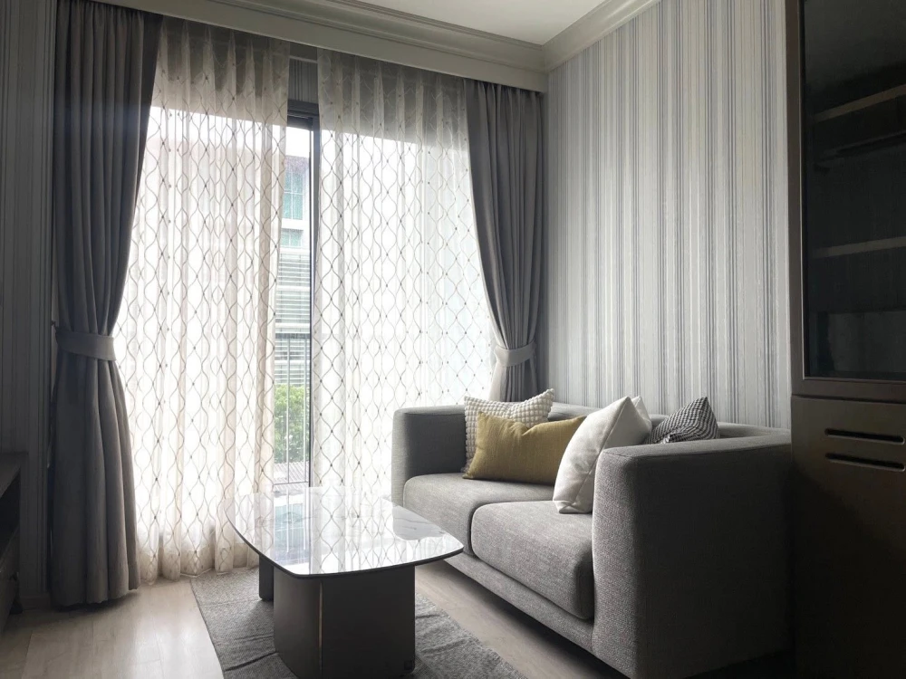 For rent: Rhythm Rangnam, 2 bedrooms, 6th floor, fully furnished, just carry one bag and move in immediately. Book now, urgent.