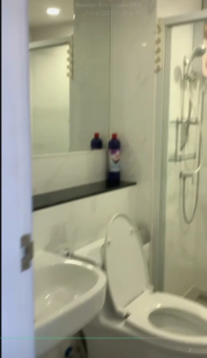 For rent: Rich Phahonyothin 52, a nice room with complete decorations. If interested, hurry and reserve now. Don't miss out.