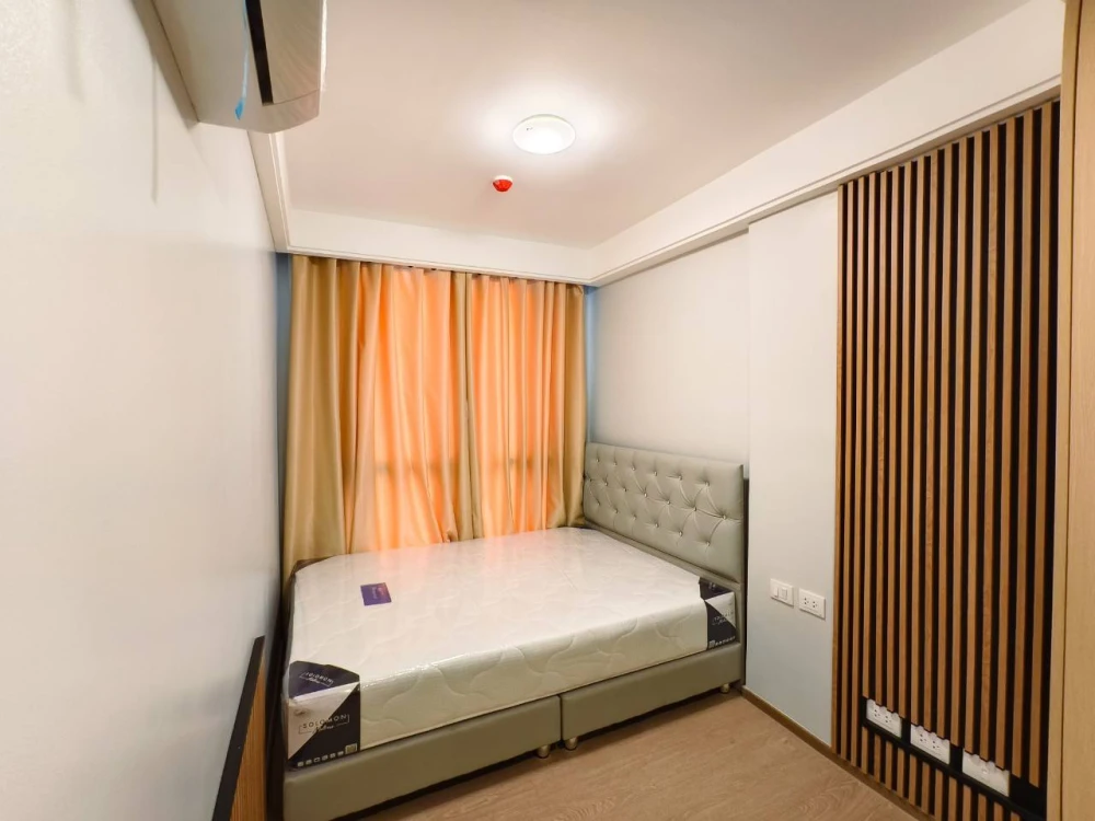 For rent: Regal Srinakarin 40, Building B, 4th floor, fully furnished, great location, close to everything you need, don't miss it.