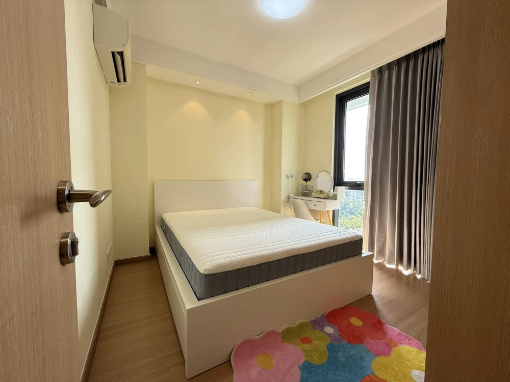 For rent: Regal Sathorn Narathiwat, corner room, very private, fully equipped kitchen with full electrical appliances, first come first served. images