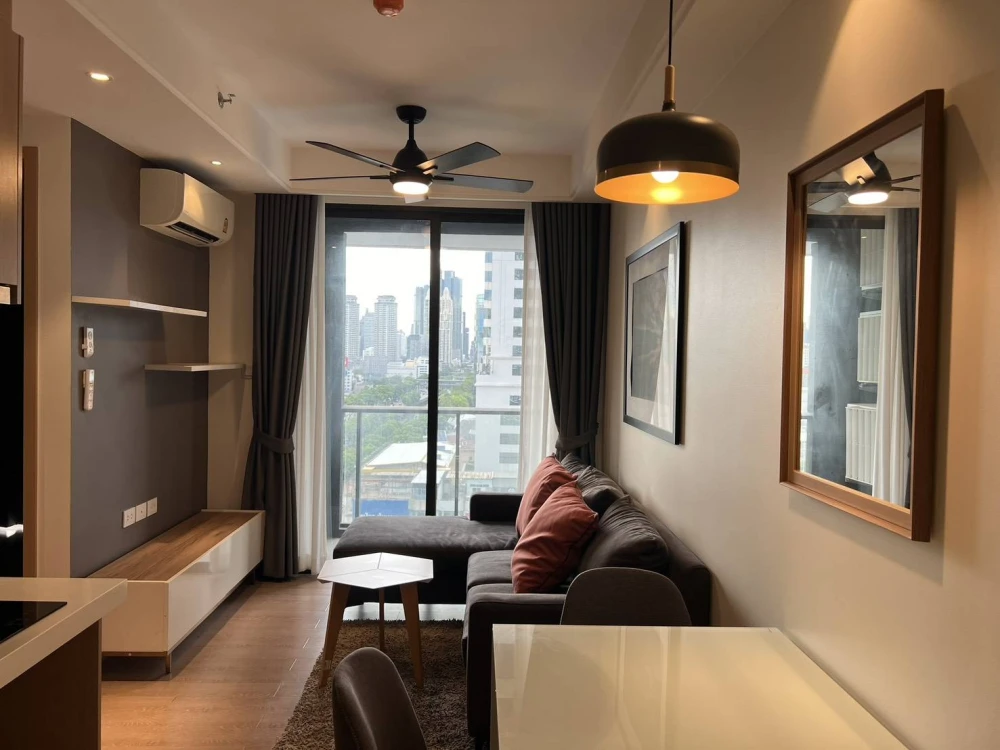 For rent: Regal Sathorn Narathiwat, ready to move in.