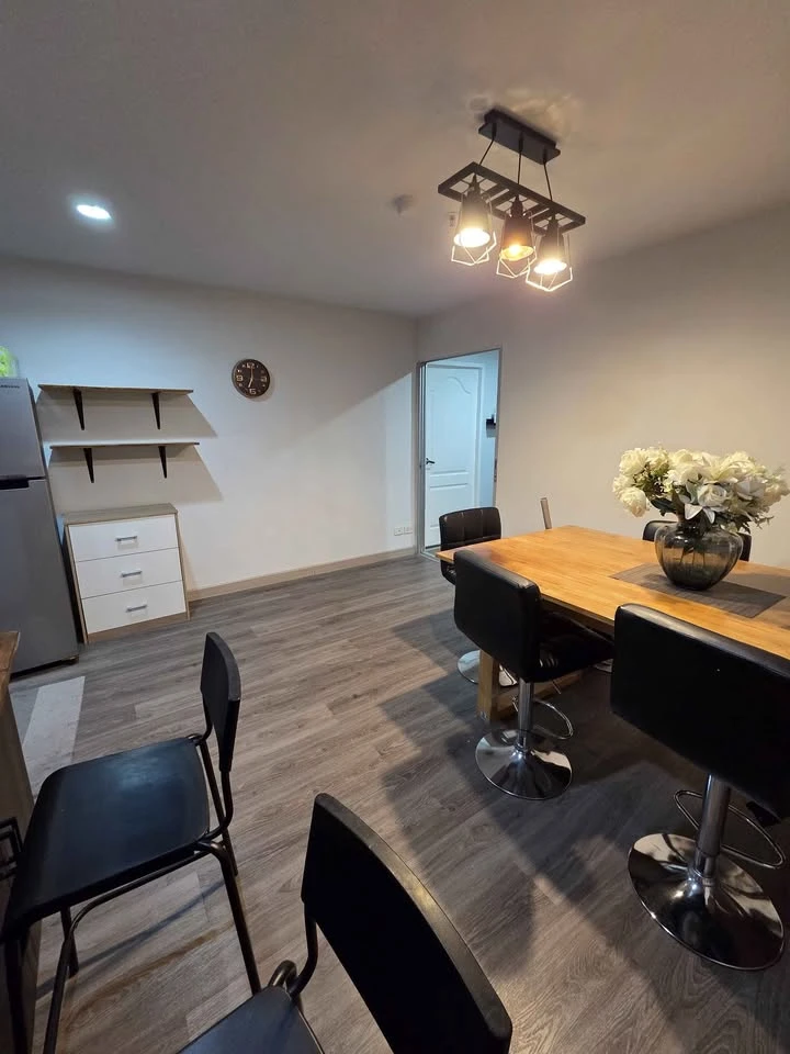 For rent: Regent Home Condo 7/2, spacious room, comes with usable space, complete in one place, book now, don't miss out.