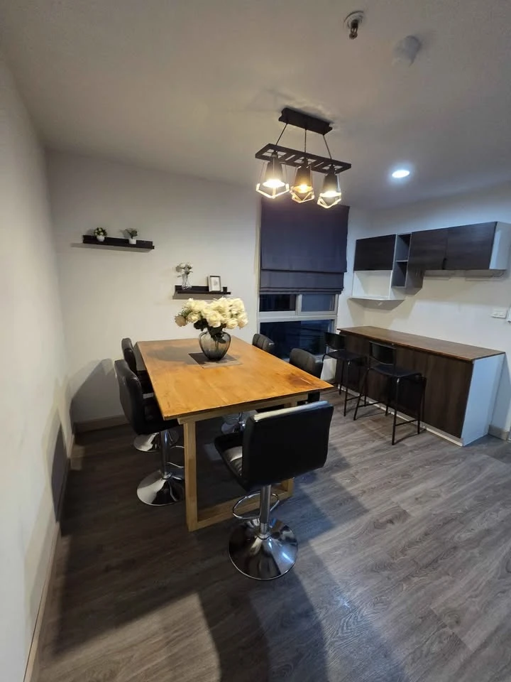 For rent: Regent Home Condo 7/2, spacious room, comes with usable space, complete in one place, book now, don't miss out.