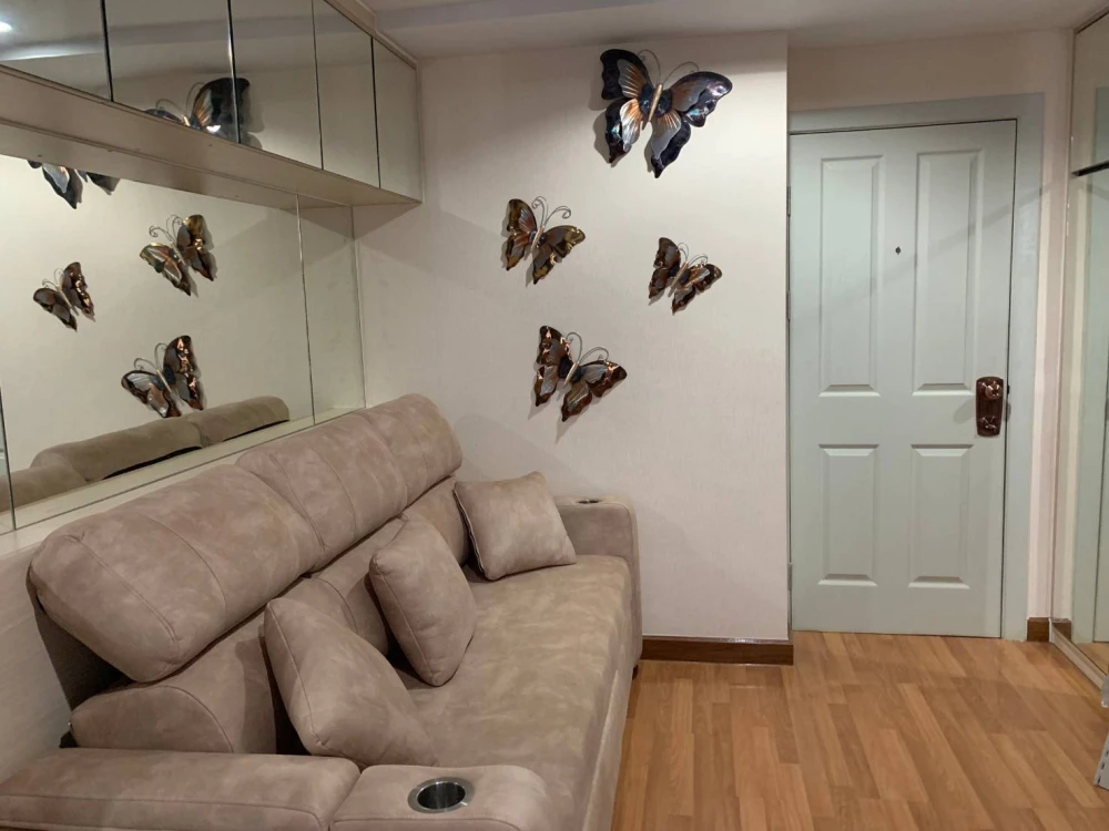 For rent: Regent Orchid Talat Phlu, wide-front condo, 3rd floor, lots of usable space, with built-in furniture, hurry and grab it now!