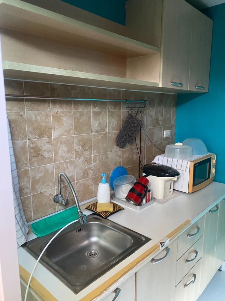 For rent: Regent Home 12 Ladprao 41, 8th floor, corner unit, 32 sq m. No other units directly opposite, very quiet. Book now!