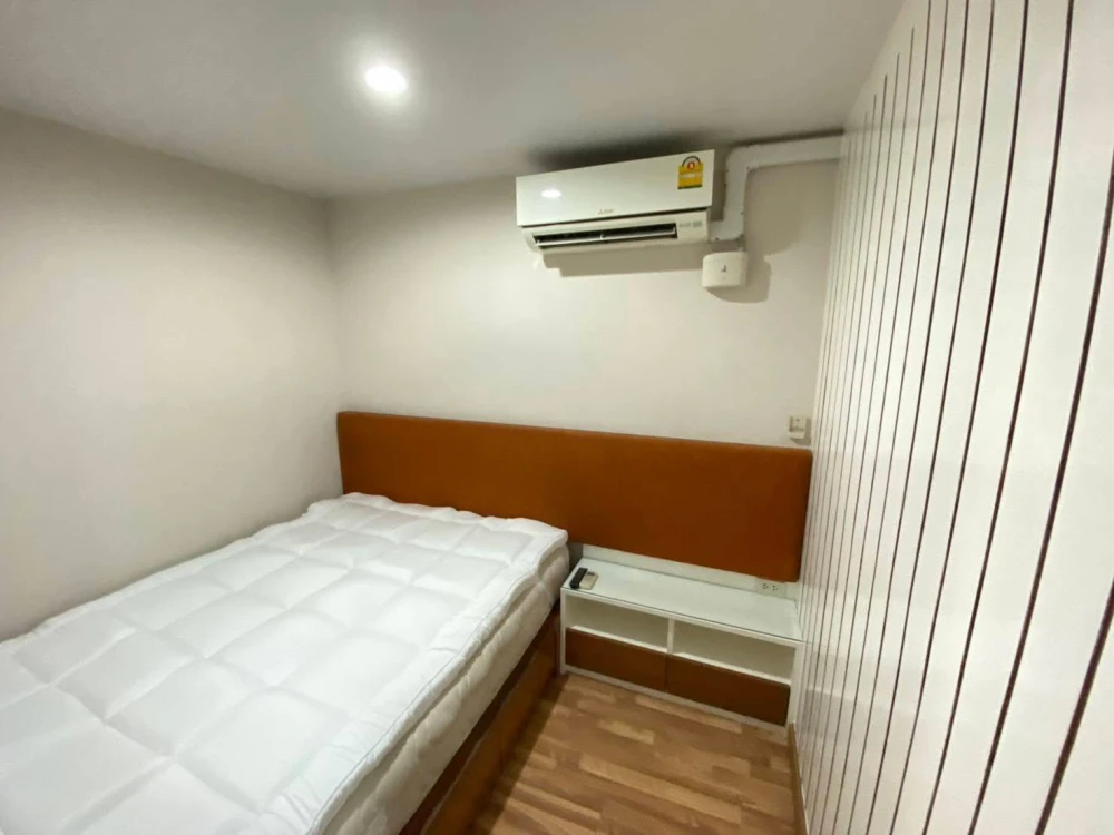 For rent: Regent Home 15 Chaengwattana, 10th floor, nice room, fully furnished, book now!
