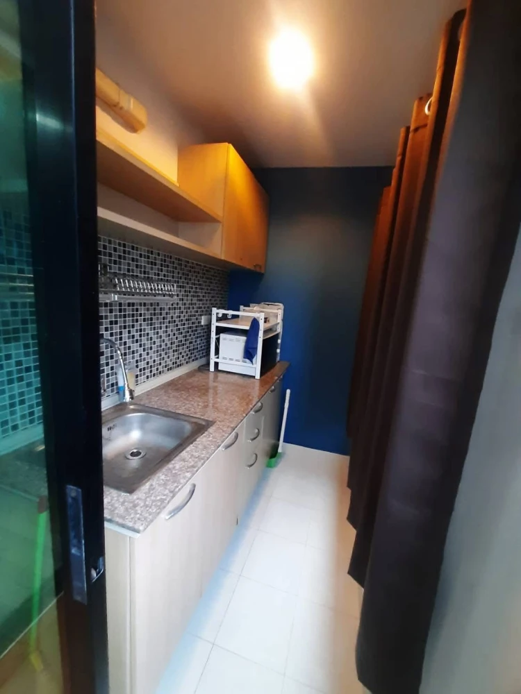 For rent: Regent Home 15 Chaengwattana, studio room, 12th floor, fully furnished. Book now!