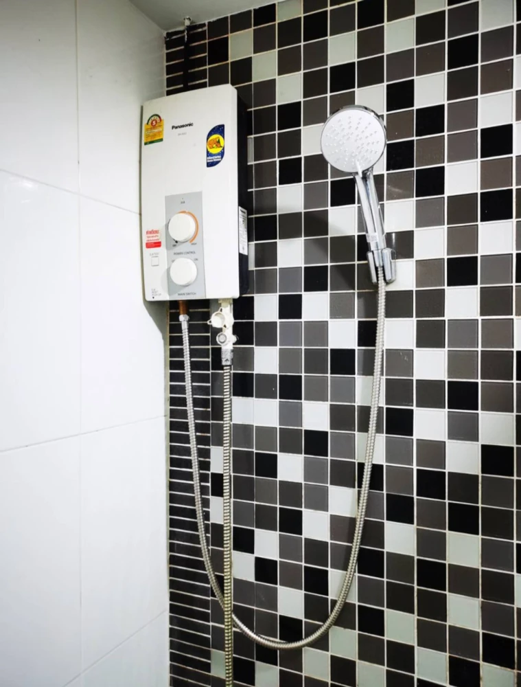 For rent: Regent Home 9 Sukhumvit 64, 3rd floor, corner unit. Book now! Don't miss out! Act fast!