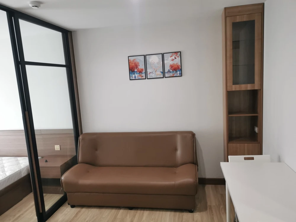 For rent: Regent Home Bang Son Phase 27, well-separated rooms, great price, hurry up and reserve now, don't miss out.