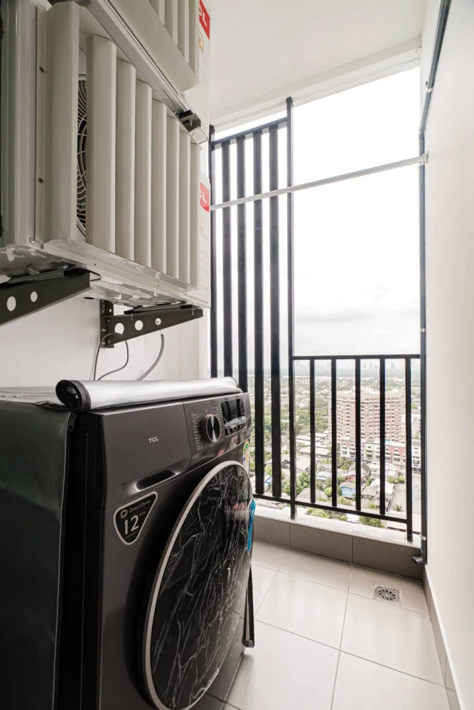 For rent: Regent Home Bangna, 25th floor, river bend view, excellent built-in furniture, beautifully decorated. Hurry and reserve before it's too late