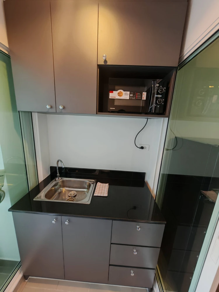 For rent: Regent Home Bangna. Fully furnished and equipped with appliances. Ready to move in. Book now!