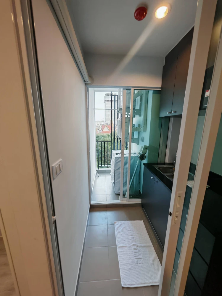 For rent: Regent Home Bangna. Fully furnished and equipped with appliances. Ready to move in. Book now!