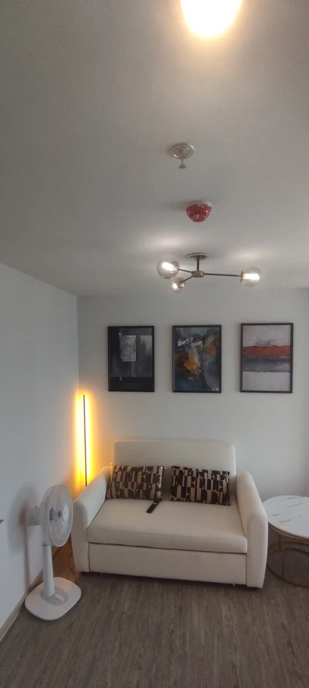For rent: Regent Home Bangna, Building B, 27th floor. City view from a very high floor – you definitely need to book this!