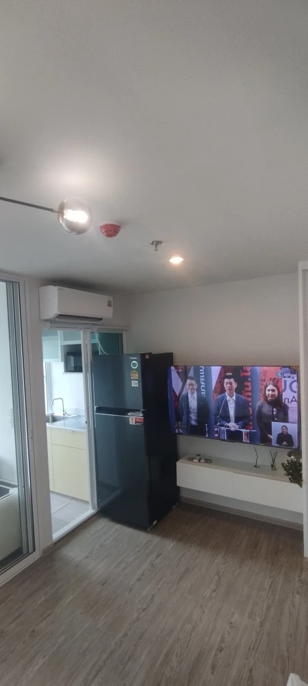 For rent: Regent Home Bangna, Building B, 27th floor. City view from a very high floor – you definitely need to book this!