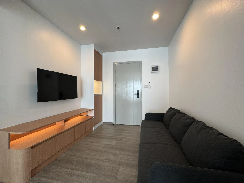 For rent: Regent Home Wutthakat, high floor, fully furnished. Book now, don't miss out! +++