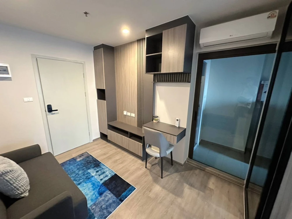 For rent: Regent Home Wutthakat, 24th floor, unobstructed view, fully furnished with built-in features. Book now!