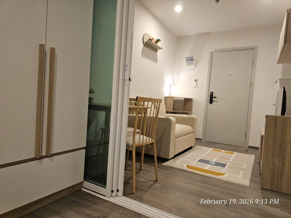 For rent: Regent Home Wutthakat. Bedroom view of the Phra Pathom Chedi, room located away from the noise of the diesel train, north-facing with good v