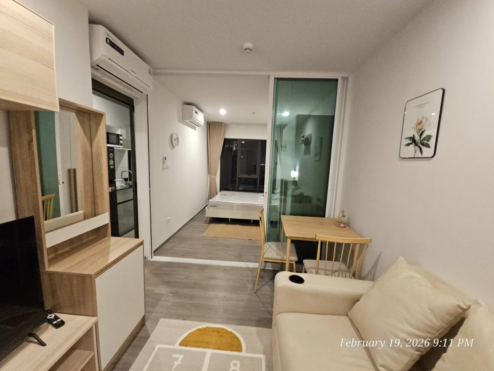 For rent: Regent Home Wutthakat. Bedroom view of the Phra Pathom Chedi, room located away from the noise of the diesel train, north-facing with good v