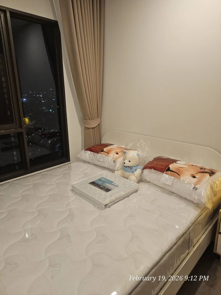 For rent: Regent Home Wutthakat. Bedroom view of the Phra Pathom Chedi, room located away from the noise of the diesel train, north-facing with good v