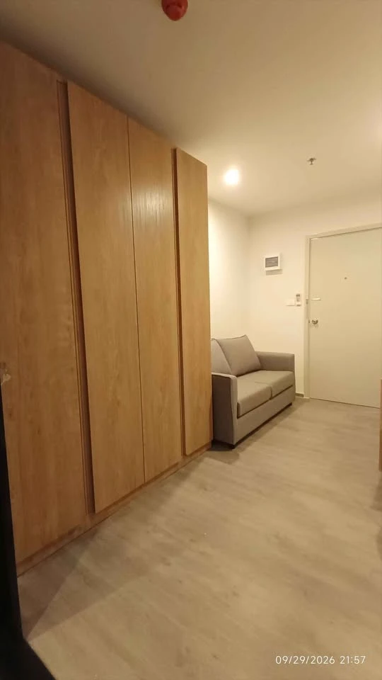 For Rent: Regent Home Wutthakat, Building A, 10th Floor. Fully furnished, clean, and very inviting—ready for immediate move-in!