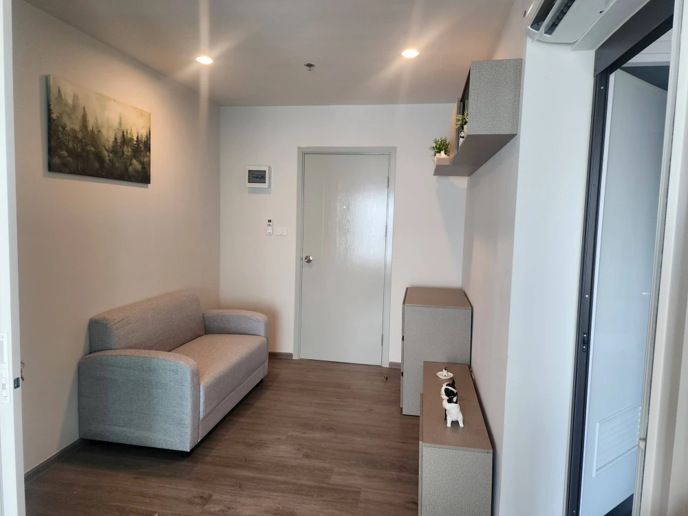 For rent: Regent Home Wutthakat, ready to move in, high floor, fully furnished. Book now!