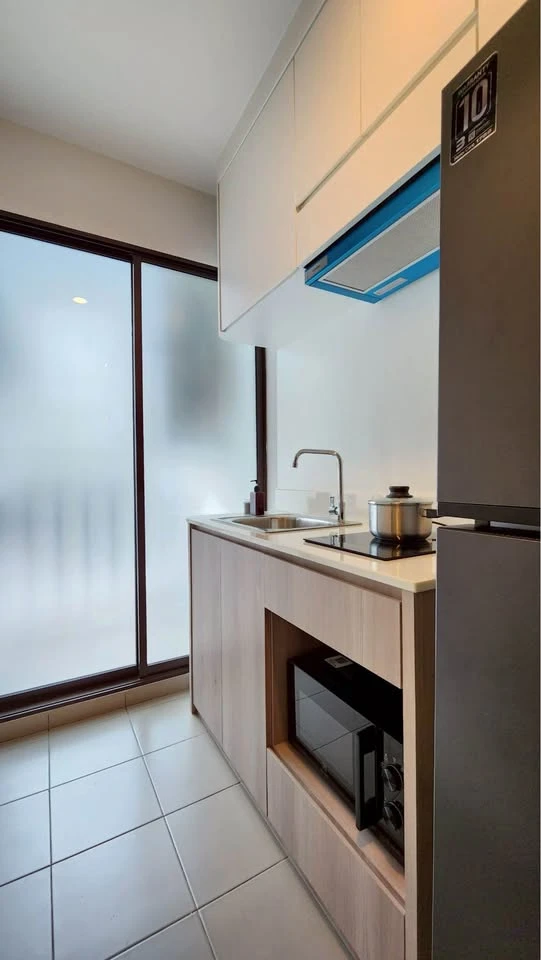For rent: Regent Home Wutthakat. The room is on a very high floor with a beautiful city view. It's decorated with amazing built-ins and is as beautifu