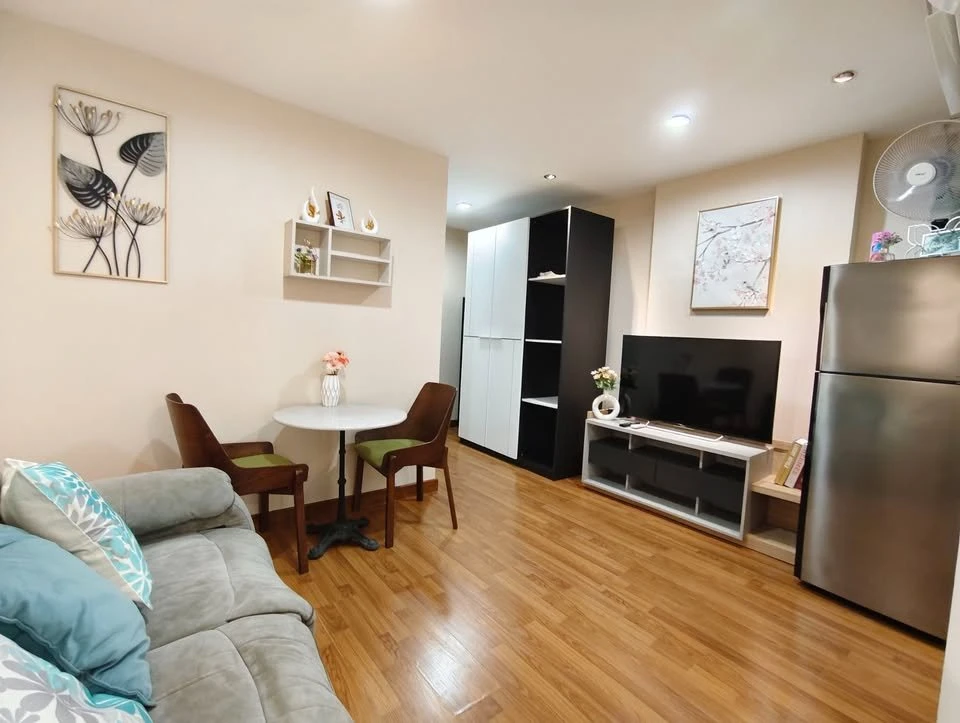 For rent: Regent Home Sukhumvit 81, fully furnished, ready to move in, 4th floor, beautiful resort-style pool view, beautiful room, as advertised, com