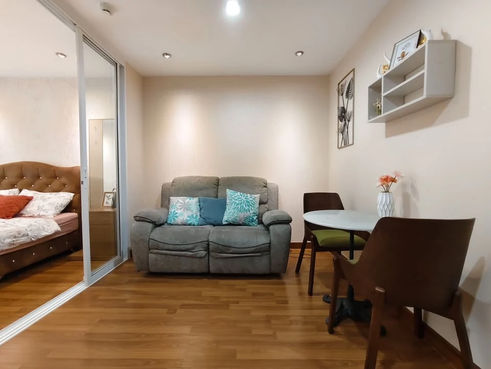 For rent: Regent Home Sukhumvit 81, fully furnished, ready to move in, 4th floor, beautiful resort-style pool view, beautiful room, as advertised, com