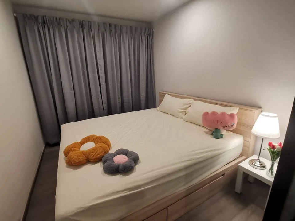 For rent: Regent Home Wutthakat, high floor unit, fully furnished, complete amenities. Book now!
